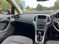 USED 2015 15 VAUXHALL ASTRA 1.6 TECH LINE CDTI ECOFLEX S/S 5d 108 BHP 