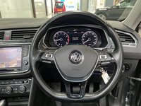 USED 2017 66 VOLKSWAGEN TIGUAN 2.0 TSI BlueMotion Tech SEL SUV 5dr Petrol DSG 4Motion Euro 6 (s/s) (180 ps) PanRoof,SatNav,&pound;5.2KExtras