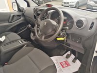 USED 2017 17 PEUGEOT PARTNER 1.6 BLUE HDI CRC 100 BHP Just Serviced. Engine recently replaced. Van is a Category N on Vcar.  Any inspection welcome.
