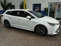 USED 2019 69 TOYOTA COROLLA 1.8 VVT-I EXCEL 5d 121 BHP SAT NAV REAR CAMERA PART LEATHER HEATED SEATS 1 OWNER TOYOTA WARRANTY TILL OCT 2029