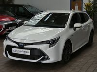 USED 2019 69 TOYOTA COROLLA 1.8 VVT-I EXCEL 5d 121 BHP SAT NAV REAR CAMERA PART LEATHER HEATED SEATS 1 OWNER TOYOTA WARRANTY TILL OCT 2029