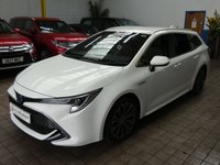 USED 2019 69 TOYOTA COROLLA 1.8 VVT-I EXCEL 5d 121 BHP SAT NAV REAR CAMERA PART LEATHER HEATED SEATS 1 OWNER TOYOTA WARRANTY TILL OCT 2029