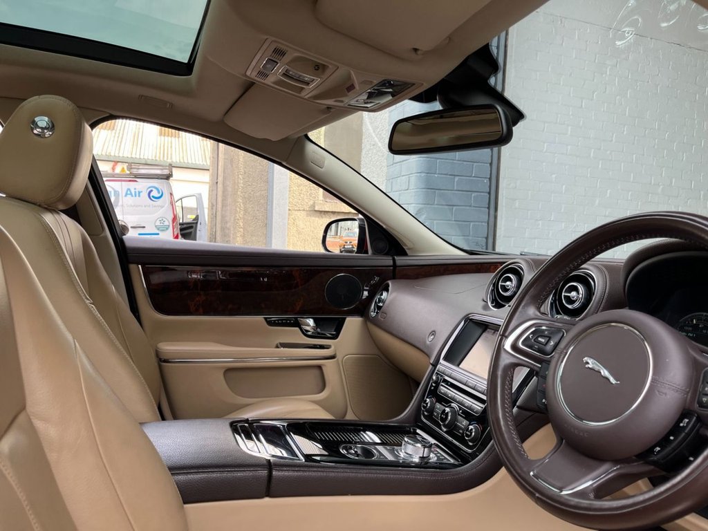 USED 2013 63 JAGUAR XJ 3.0 D V6 LUXURY 4d 275 BHP 