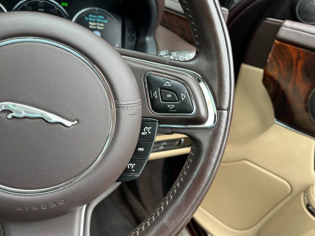 USED 2013 63 JAGUAR XJ 3.0 D V6 LUXURY 4d 275 BHP 