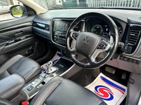 USED 2018 18 MITSUBISHI OUTLANDER 2.0 PHEV 4H 5d 200 BHP GENUINE LOW MILES + SAT NAV +CAMERA