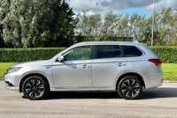 USED 2018 18 MITSUBISHI OUTLANDER 2.0 PHEV 4H 5d 200 BHP GENUINE LOW MILES + SAT NAV +CAMERA