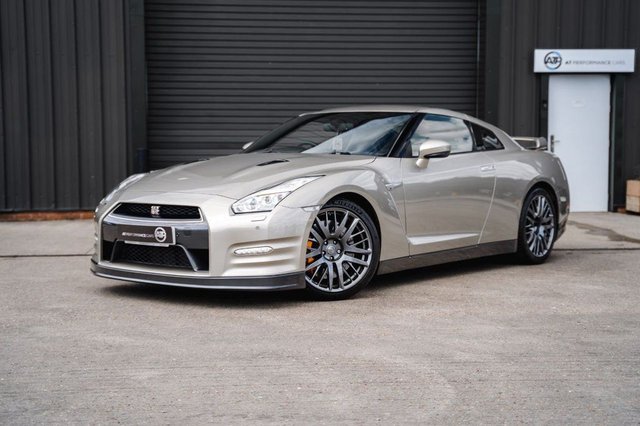 2015 15 Nissan GT-R 3.8 45TH ANNIVERSARY 2d 550 BHP