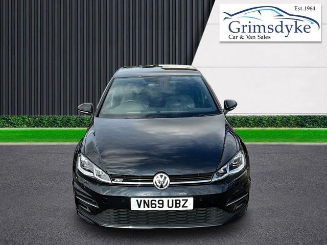 View our VOLKSWAGEN GOLF