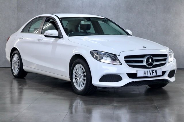 2014 H Mercedes-Benz C-Class 2.1 C220 BLUETEC SE EXECUTIVE 4d 170 BHP