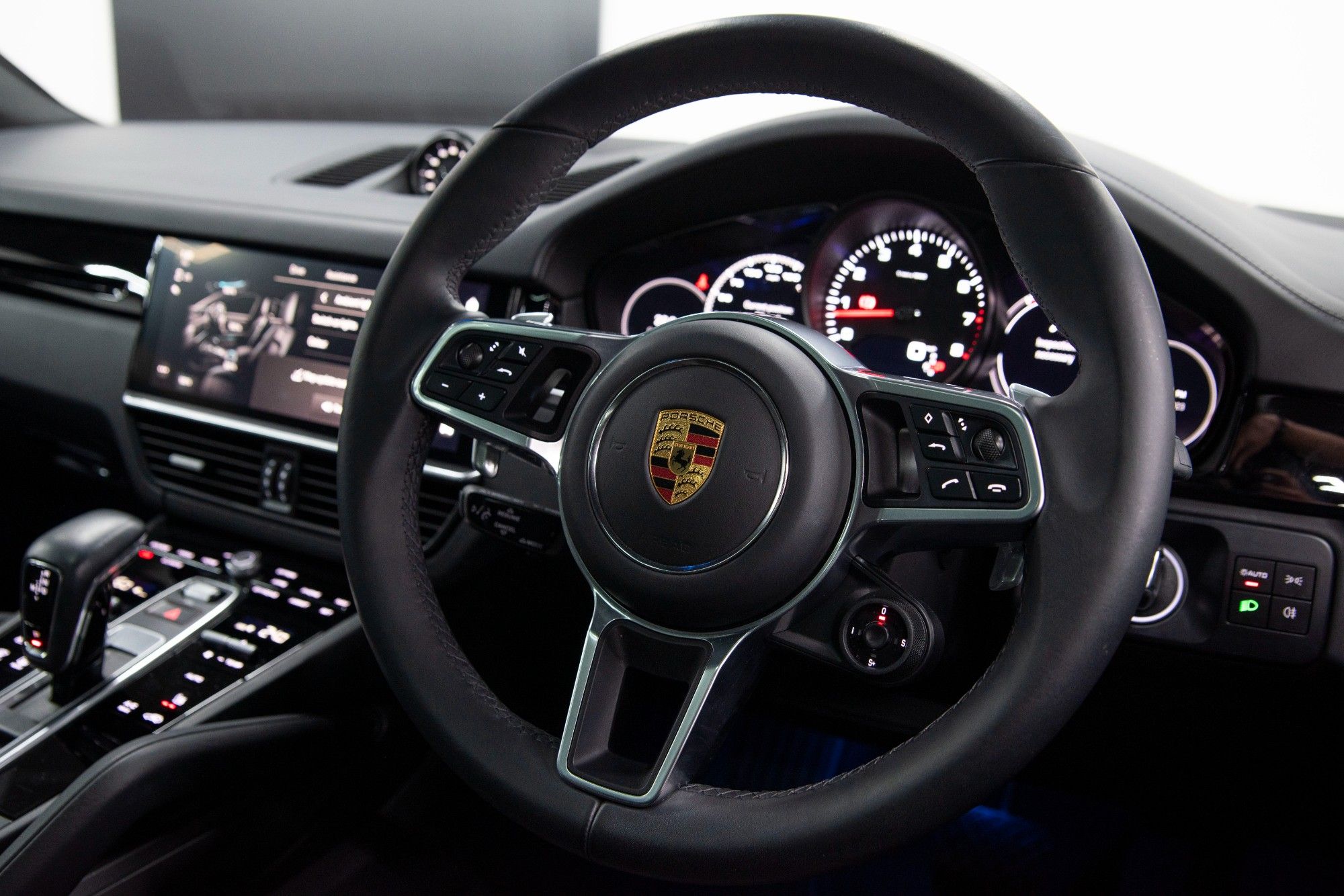 USED 2021 71 PORSCHE CAYENNE 3.0 V6 TIPTRONIC 4d 336 BHP 