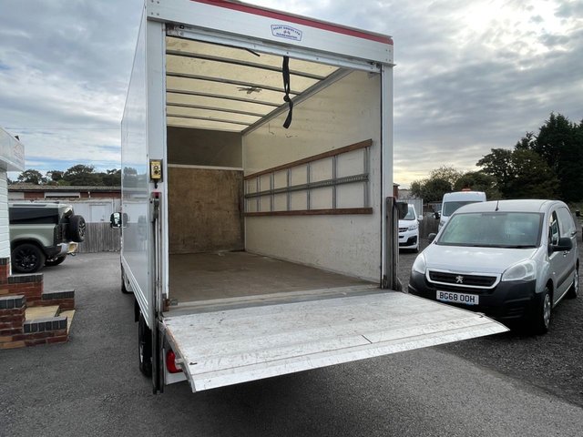 2019 Volkswagen Crafter 2L Cr35 TDI C/C L Startline 5dr - Photo 10