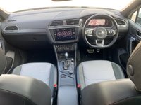 USED 2020 69 VOLKSWAGEN TIGUAN 2.0 R-LINE TECH TDI DSG 5d 148 BHP 