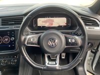 USED 2020 69 VOLKSWAGEN TIGUAN 2.0 R-LINE TECH TDI DSG 5d 148 BHP 