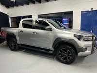USED 2022 72 TOYOTA HI-LUX 2.8L INVINCIBLE X 4WD D-4D DCB 0d AUTO 202 BHP *1 OWNER FROM NEW*