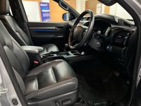 USED 2022 72 TOYOTA HI-LUX 2.8L INVINCIBLE X 4WD D-4D DCB 0d AUTO 202 BHP *1 OWNER FROM NEW*