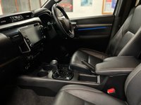 USED 2022 72 TOYOTA HI-LUX 2.8L INVINCIBLE X 4WD D-4D DCB 0d AUTO 202 BHP *1 OWNER FROM NEW*