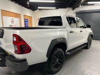 USED 2023 23 TOYOTA HI-LUX 2.8L INVINCIBLE X 4WD D-4D DCB 0d AUTO 202 BHP *1 OWNER AS NEW CONDITION*