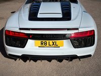 USED 2017 R AUDI R8 5.2L SPYDER V10 QUATTRO 2d 533 BHP / SUZUKA GREY 