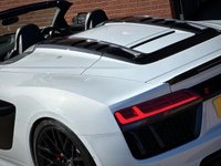 USED 2017 R AUDI R8 5.2L SPYDER V10 QUATTRO 2d 533 BHP / SUZUKA GREY 