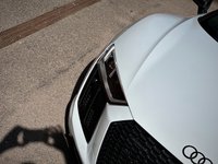 USED 2017 R AUDI R8 5.2L SPYDER V10 QUATTRO 2d 533 BHP / SUZUKA GREY 