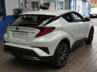 USED 2020 20 TOYOTA CHR 2.0 EXCEL 5d 181 BHP SAT NAV HEATED LEATHER REAR CAMERA PARKING SESNSORS 1 OWNER TOYOTA WARRANTY TILL JULY 2030