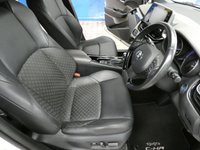 USED 2020 20 TOYOTA CHR 2.0 EXCEL 5d 181 BHP SAT NAV HEATED LEATHER REAR CAMERA PARKING SESNSORS 1 OWNER TOYOTA WARRANTY TILL JULY 2030
