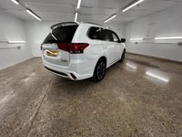 USED 2017 17 MITSUBISHI OUTLANDER 2.0 PHEV 5HS 5d 200 BHP FANTASTIC SPECIFICATION GREAT VALUE LOW MILES