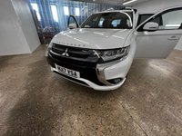 USED 2017 17 MITSUBISHI OUTLANDER 2.0 PHEV 5HS 5d 200 BHP FANTASTIC SPECIFICATION GREAT VALUE LOW MILES