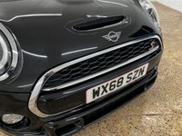 USED 2018 68 MINI HATCH COOPER 2.0 COOPER S CLASSIC 3d 190 BHP WITH LOADS OF FACTORY EXTRAS THIS IS THE ONE TO BUY