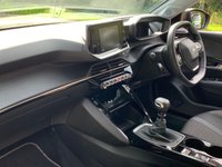 USED 2020 70 PEUGEOT 208 1.2 PURETECH ALLURE S/S 5d 100 BHP STUNNING 2020/70reg PEUGEOT 208 'LTD EDITION' ALLURE PURE-TEC 5DR - 1 OWNER FROM BRAND NEW - SERVICE HISTORY - 1/2 LEATHER - 10,490 MILES ONLY !!!! - IDEAL 1ST CAR - LOW INSURANCE GROUP