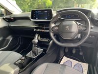 USED 2020 70 PEUGEOT 208 1.2 PURETECH ALLURE S/S 5d 100 BHP STUNNING 2020/70reg PEUGEOT 208 'LTD EDITION' ALLURE PURE-TEC 5DR - 1 OWNER FROM BRAND NEW - SERVICE HISTORY - 1/2 LEATHER - 10,490 MILES ONLY !!!! - IDEAL 1ST CAR - LOW INSURANCE GROUP