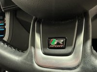 USED 2017 17 JAGUAR F-PACE 2.0 R-SPORT AWD 5d 238 BHP 