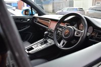 USED 2019 19 PORSCHE MACAN 3.0 S PDK 5d 349 BHP PAN ROOF / SPORT DESIGN / BOSE