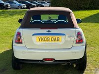 USED 2009 09 MINI CONVERTIBLE 1.6 COOPER 2d 120 BHP 