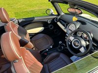 USED 2009 09 MINI CONVERTIBLE 1.6 COOPER 2d 120 BHP 