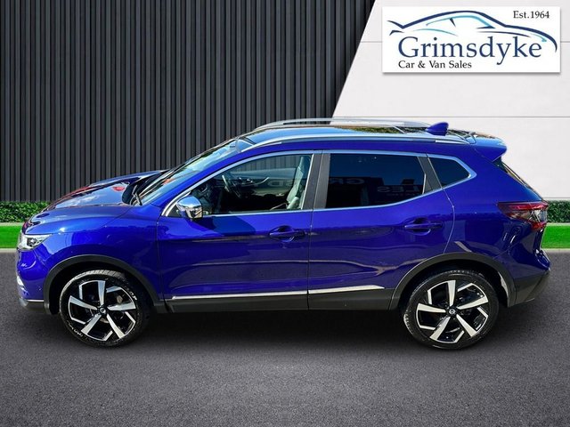 View our NISSAN QASHQAI