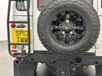 USED 2013 13 LAND ROVER DEFENDER 2.2 TD COUNTY STATION WAGON 122 BHP 110 County Station Wagon , Indus Silver,