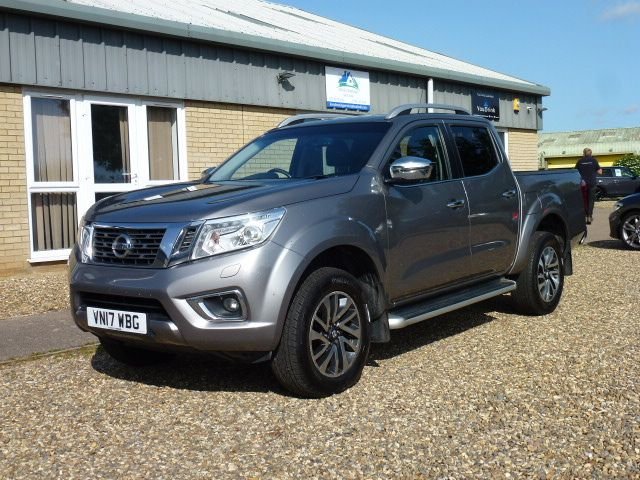 2017 17 Nissan Navara 2.3 DCI TEKNA 4X4 SHR DCB 190 BHP