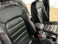 USED 2016 16 VOLKSWAGEN GOLF 2.0 GTI PERFORMANCE DSG 5d 226 BHP A LOW MILES GREAT SERVICE HISTORY WITH FACTORY EXTRAS.