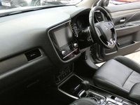 USED 2020 20 MITSUBISHI OUTLANDER 2.0 EXCEED 5d 148 BHP SAT NAV HEATED LEATHER SEATS REAR CAMERA  1 OWNER LOW MILES MITSUBISHI WARRANTY TILL JUNE 2025