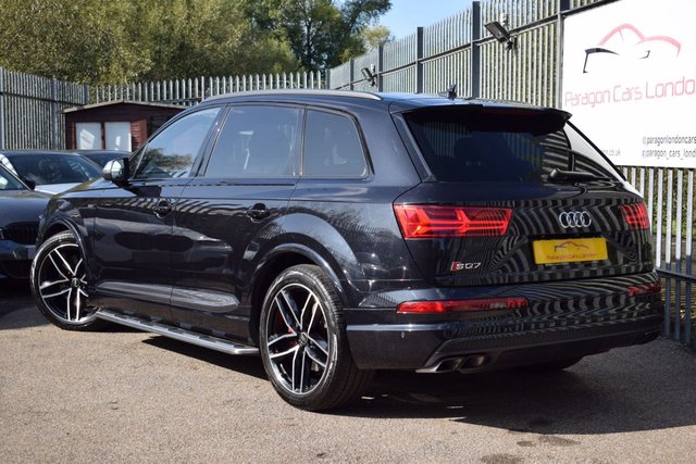 View our AUDI Q7