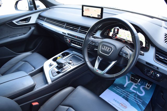 View our AUDI Q7