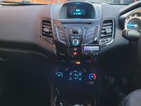 USED 2013 63 FORD FIESTA 1.2 ZETEC 5d 81 BHP 