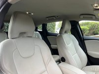 USED 2013 63 VOLVO V40 1.6 D2 SE LUX NAV 5d 113 BHP 
