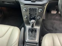 USED 2013 63 VOLVO V40 1.6 D2 SE LUX NAV 5d 113 BHP 