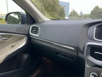 USED 2013 63 VOLVO V40 1.6 D2 SE LUX NAV 5d 113 BHP 