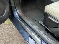 USED 2013 63 VOLVO V40 1.6 D2 SE LUX NAV 5d 113 BHP 