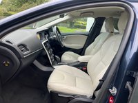 USED 2013 63 VOLVO V40 1.6 D2 SE LUX NAV 5d 113 BHP 