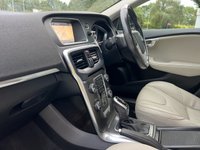 USED 2013 63 VOLVO V40 1.6 D2 SE LUX NAV 5d 113 BHP 