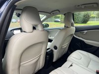 USED 2013 63 VOLVO V40 1.6 D2 SE LUX NAV 5d 113 BHP 